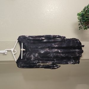 XCVI Tie Dye Contrast Ruffle Bottom Tunic Size Small